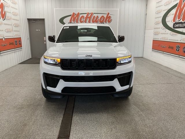 2026 Jeep Grand Cherokee GRAND CHEROKEE L LAREDO ALTITUDE 4X4
