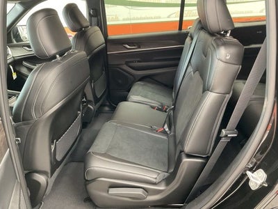 2026 Jeep Grand Cherokee GRAND CHEROKEE L LAREDO ALTITUDE 4X4