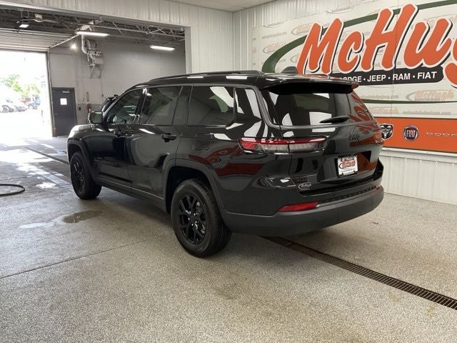 2026 Jeep Grand Cherokee GRAND CHEROKEE L LAREDO ALTITUDE 4X4