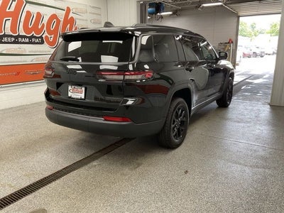 2026 Jeep Grand Cherokee GRAND CHEROKEE L LAREDO ALTITUDE 4X4