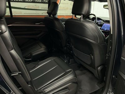 2023 Jeep Grand Cherokee L Limited 4x4