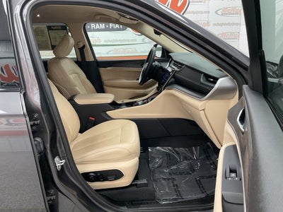 2022 Jeep Grand Cherokee L Limited 4x4