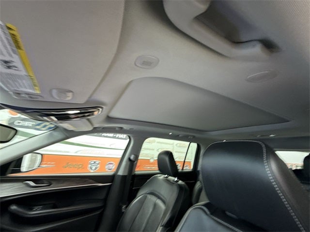 2022 Jeep Grand Cherokee L Limited 4x4