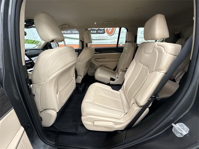 2022 Jeep Grand Cherokee L Limited 4x4