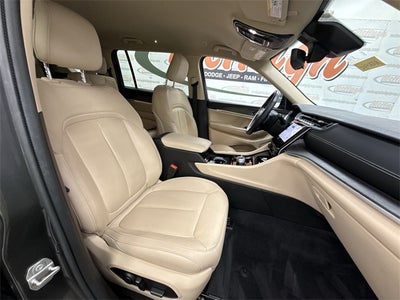 2022 Jeep Grand Cherokee L Limited 4x4