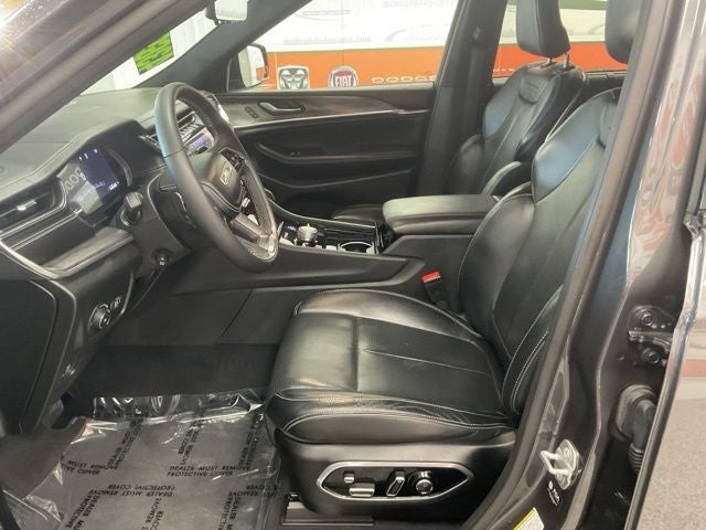 2025 Jeep Grand Cherokee L Overland 4x4