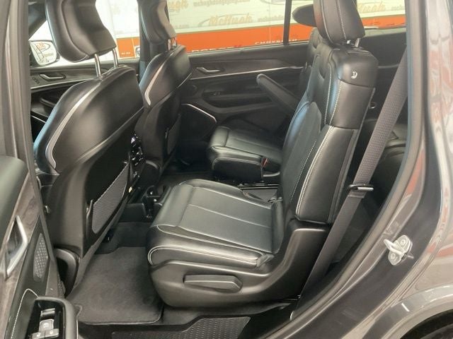 2025 Jeep Grand Cherokee L Overland 4x4