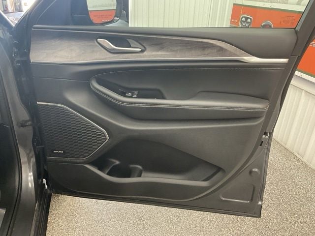 2023 Jeep Grand Cherokee L Overland 4x4