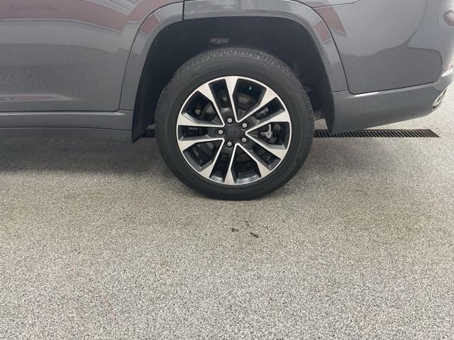 2023 Jeep Grand Cherokee L Overland 4x4