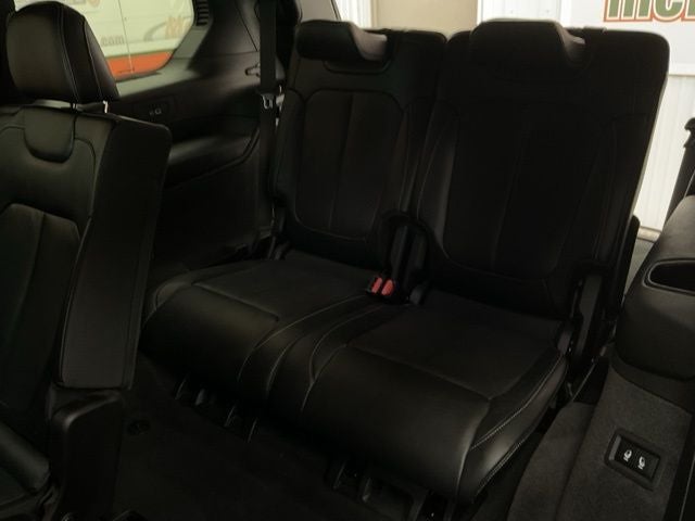 2022 Jeep Grand Cherokee L Overland 4x4