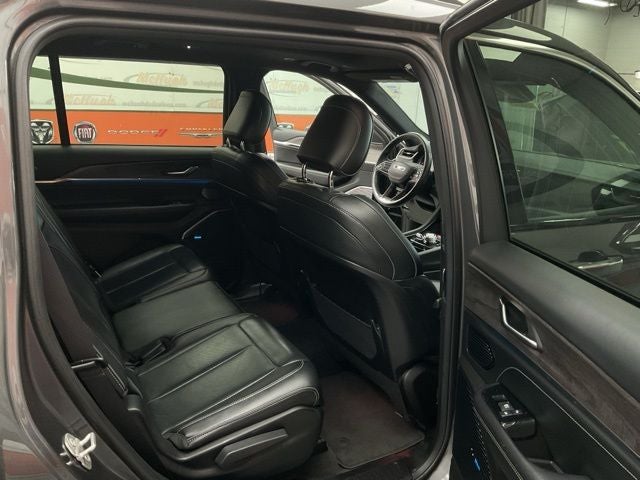 2022 Jeep Grand Cherokee L Overland 4x4