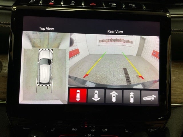 2021 Jeep Grand Cherokee L Summit 4x4