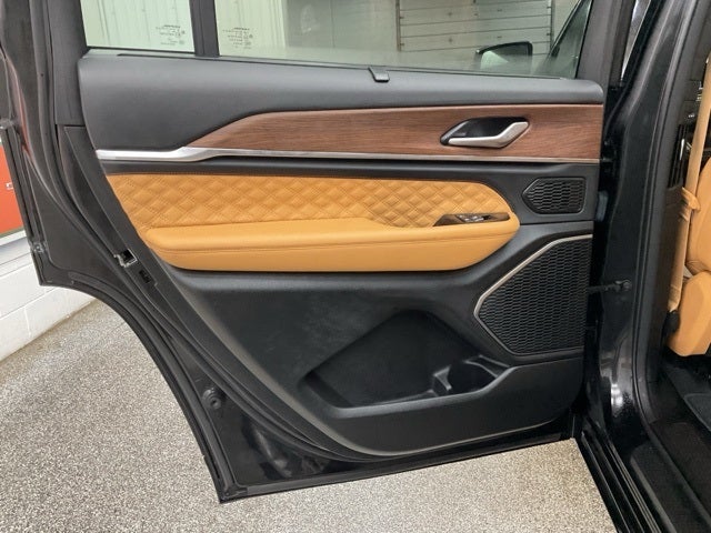 2021 Jeep Grand Cherokee L Summit 4x4