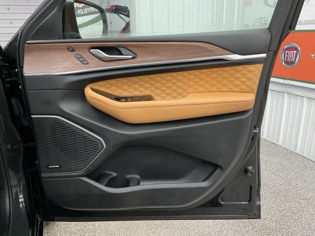 2021 Jeep Grand Cherokee L Summit 4x4