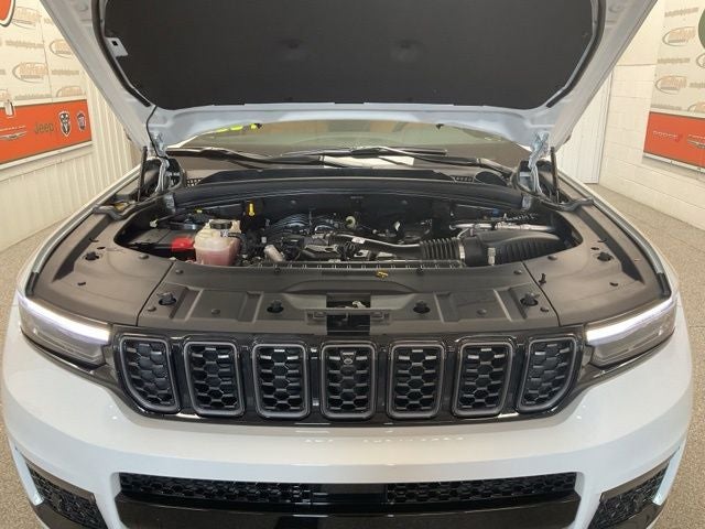 2025 Jeep Grand Cherokee L Summit Reserve 4x4