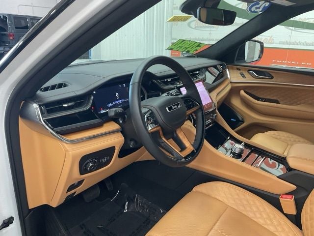 2025 Jeep Grand Cherokee L Summit Reserve 4x4
