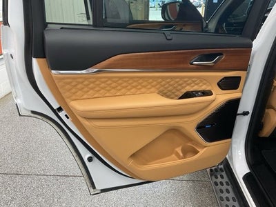 2025 Jeep Grand Cherokee L Summit Reserve 4x4