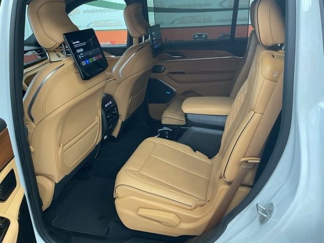 2025 Jeep Grand Cherokee L Summit Reserve 4x4