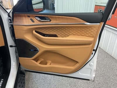 2025 Jeep Grand Cherokee L Summit Reserve 4x4