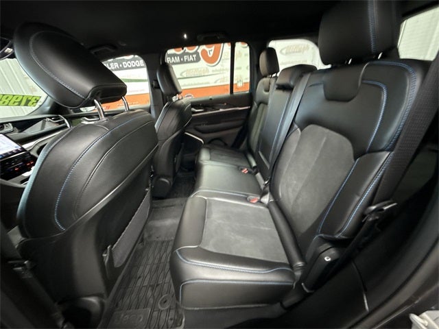 2022 Jeep Grand Cherokee 4xe Trailhawk 4x4