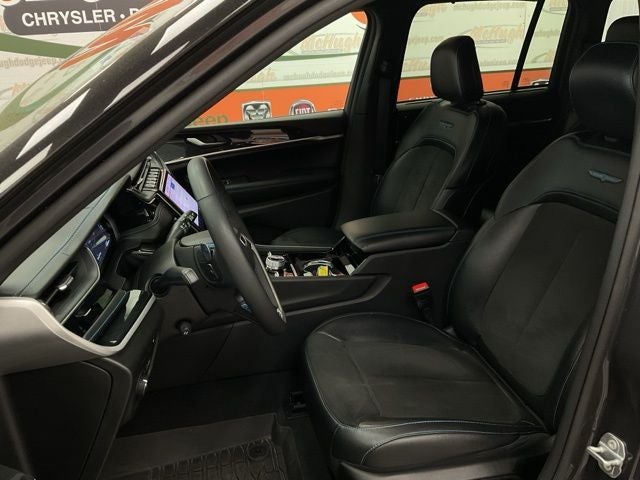 2022 Jeep Grand Cherokee 4xe Trailhawk 4x4
