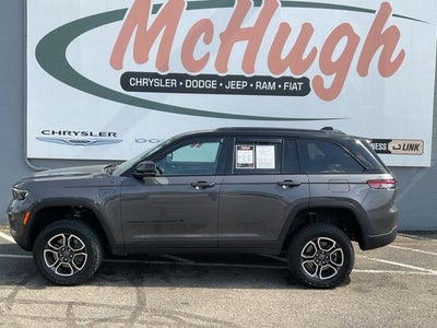 2022 Jeep Grand Cherokee 4xe Trailhawk 4x4