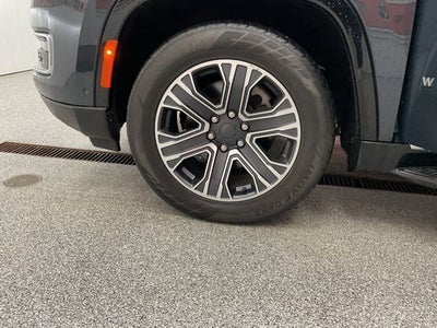 2023 Jeep Wagoneer L Series II 4x4