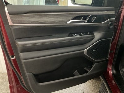 2024 Jeep Wagoneer L Series II 4x4