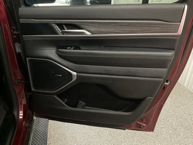 2024 Jeep Wagoneer L Series II 4x4