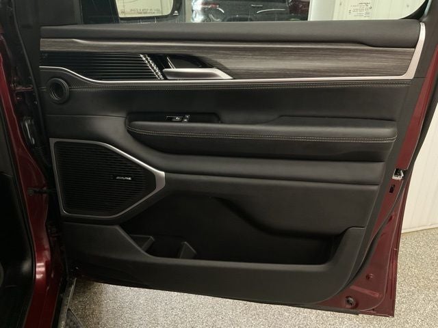 2024 Jeep Wagoneer L Series II 4x4
