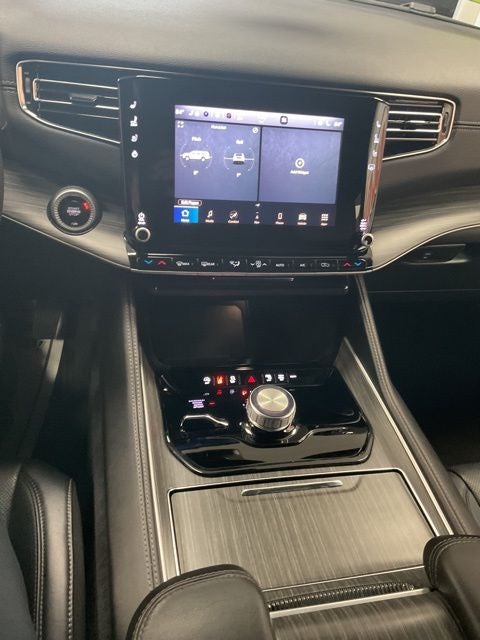 2024 Jeep Wagoneer L Series II 4x4