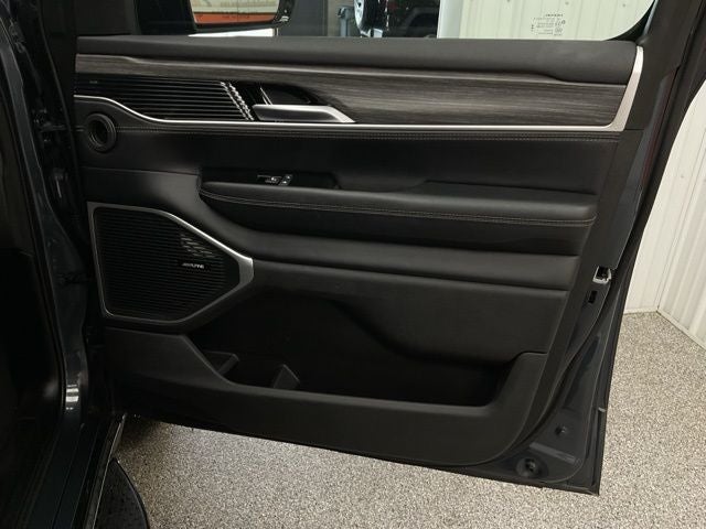 2024 Jeep Wagoneer L Series II 4x4