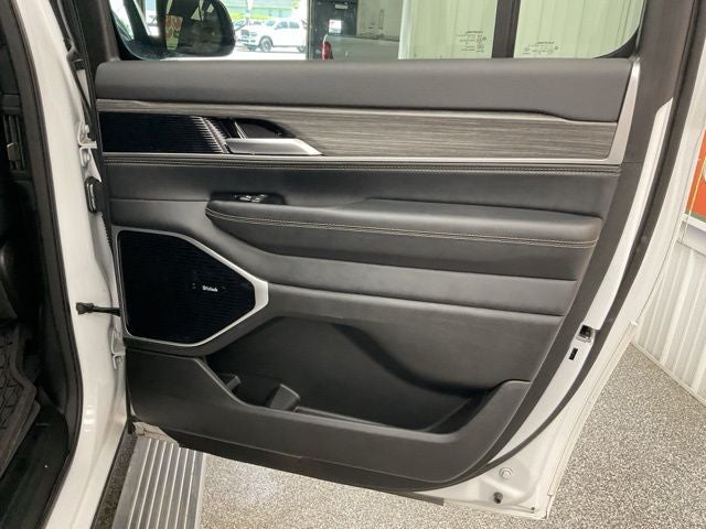2024 Jeep Wagoneer L Series III 4x4