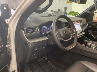 2024 Jeep Wagoneer L Series III 4x4