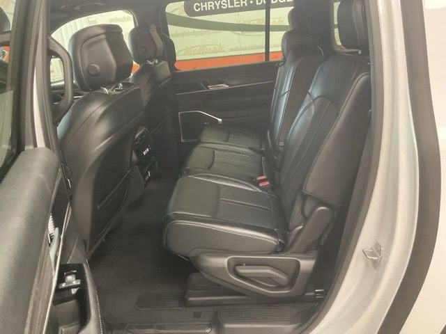 2024 Jeep Wagoneer L Series III 4x4
