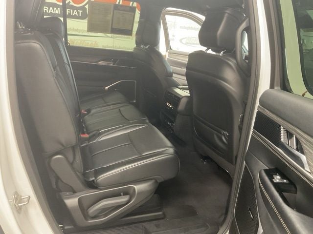2024 Jeep Wagoneer L Series III 4x4