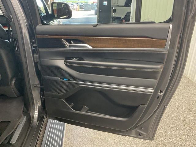 2024 Jeep Grand Wagoneer L 4x4