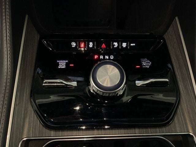 2024 Jeep Wagoneer Series III 4x4