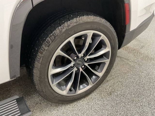 2022 Jeep Wagoneer Series III 4x4