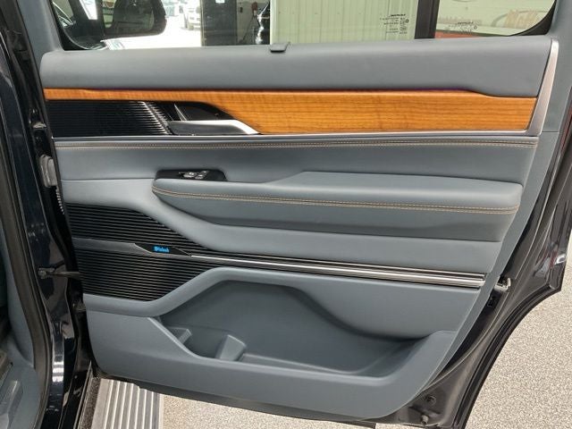 2024 Jeep Grand Wagoneer Series III 4x4