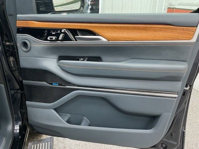 2024 Jeep Grand Wagoneer Series III 4x4
