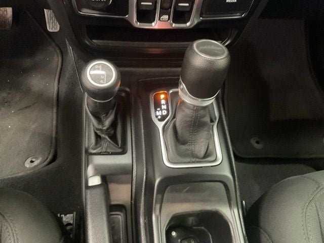 2021 Jeep Gladiator Willys 4x4