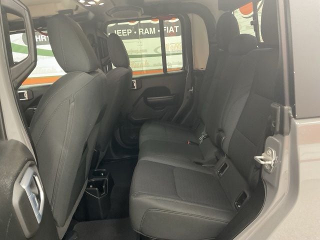 2021 Jeep Gladiator Willys 4x4