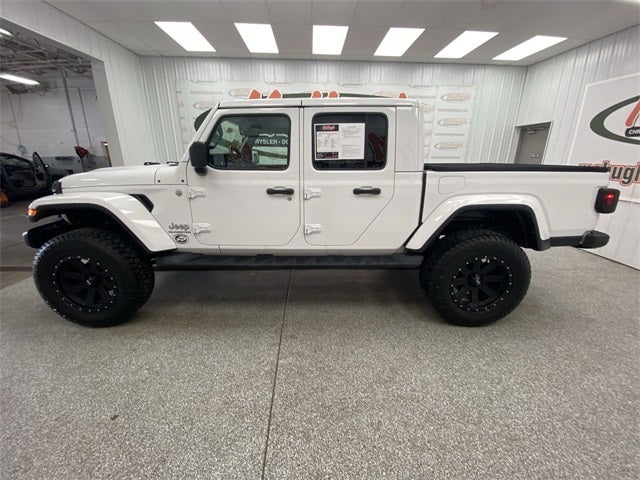 2022 Jeep Gladiator Overland 4x4