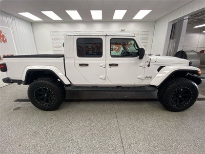 2022 Jeep Gladiator Overland 4x4