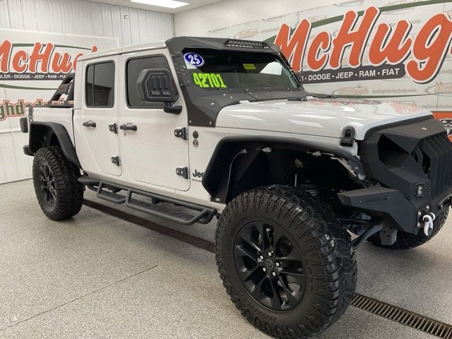 2025 Jeep Gladiator Nighthawk
