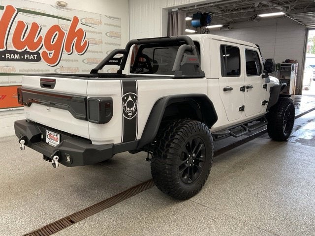 2025 Jeep Gladiator Nighthawk