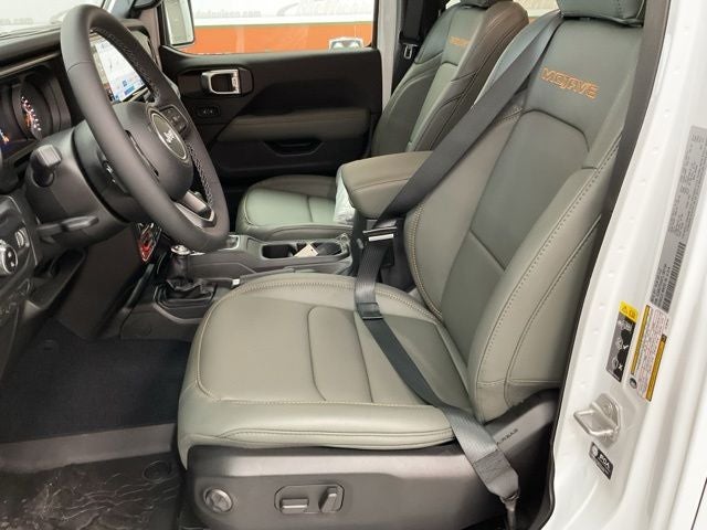 2026 Jeep Gladiator GLADIATOR MOJAVE X 4X4