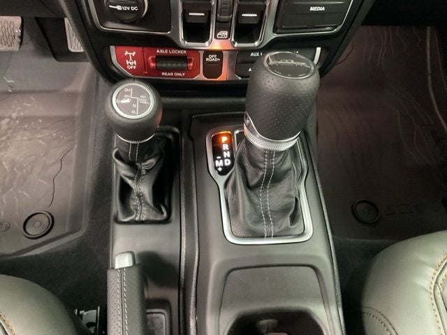 2026 Jeep Gladiator GLADIATOR MOJAVE X 4X4