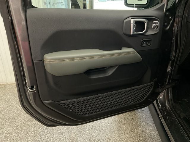 2026 Jeep Gladiator GLADIATOR MOJAVE X 4X4